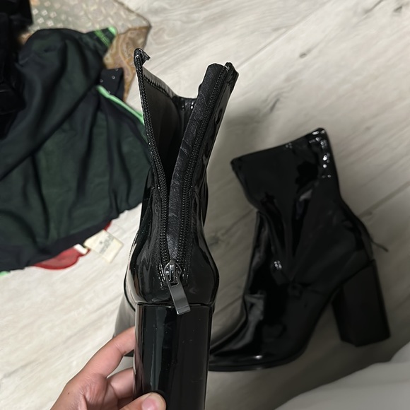 Therapy Hoxton Black Glossy Heeled Ankle Boots - Picture 5 of 7